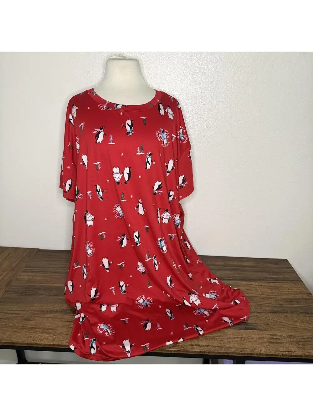 JoySpun Red Penguin Print Classic Nightgown Size 2X